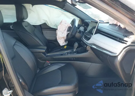 2024 Jeep Compass Latitude 4X4 z USA, uszkodzony, nr VIN 3C4NJDBN1RT606944